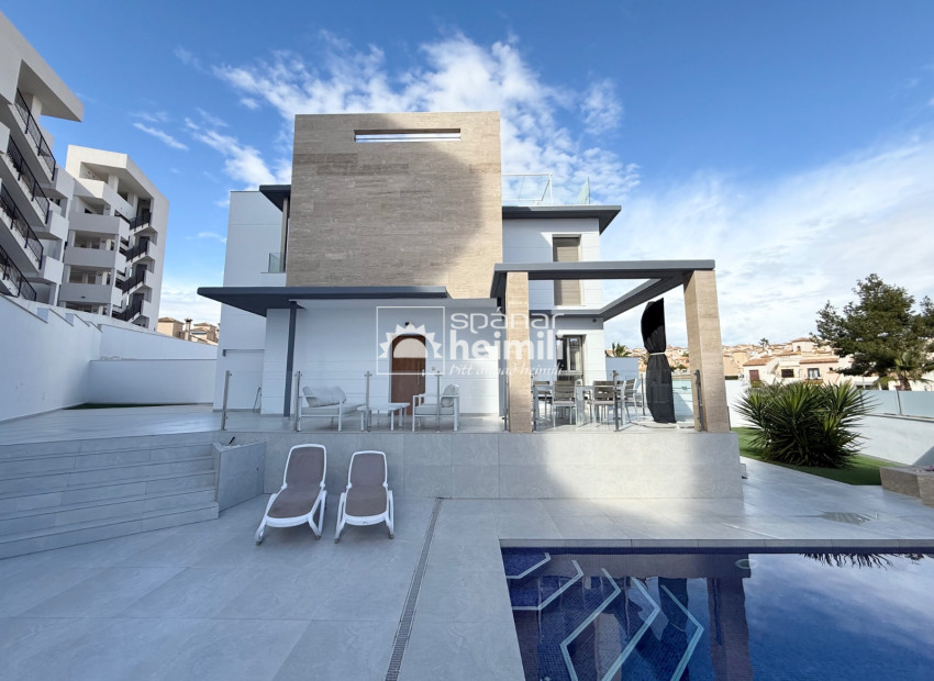 Endursala -  -
Villamartin