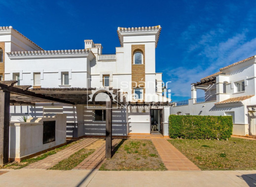 Geschakelde woning - Herverkoop -
            Roldán - 2153