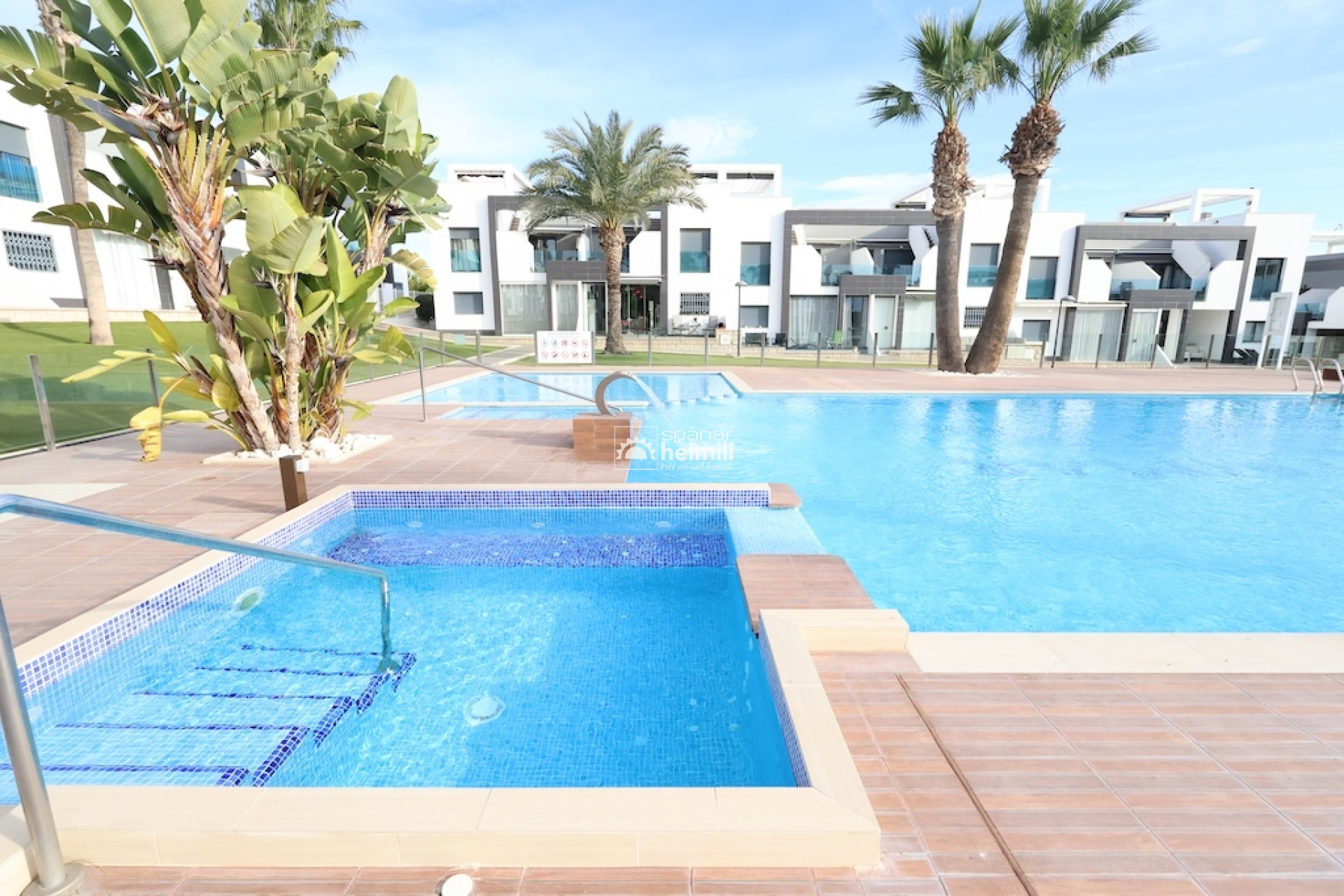 Herverkoop - Appartement -
La Zenia