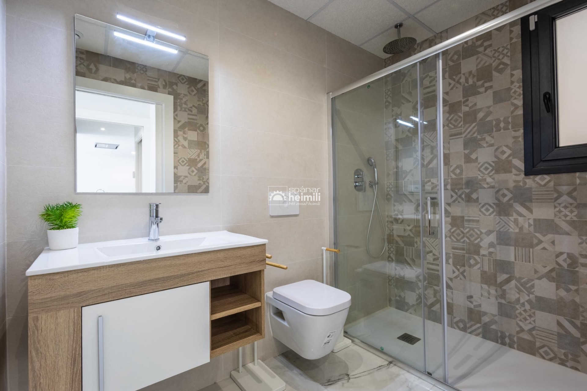 Herverkoop - Appartement -
Playa flamenca