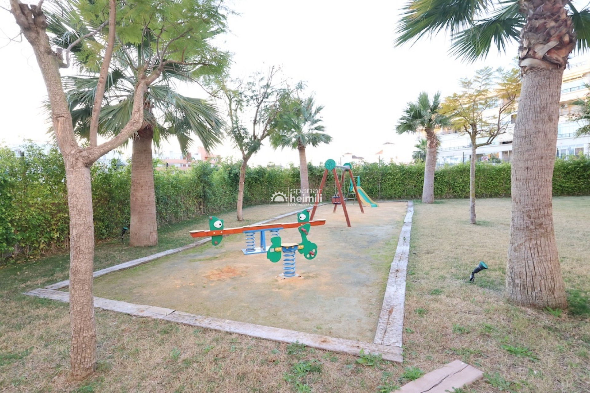 Herverkoop - Appartement -
Playa flamenca