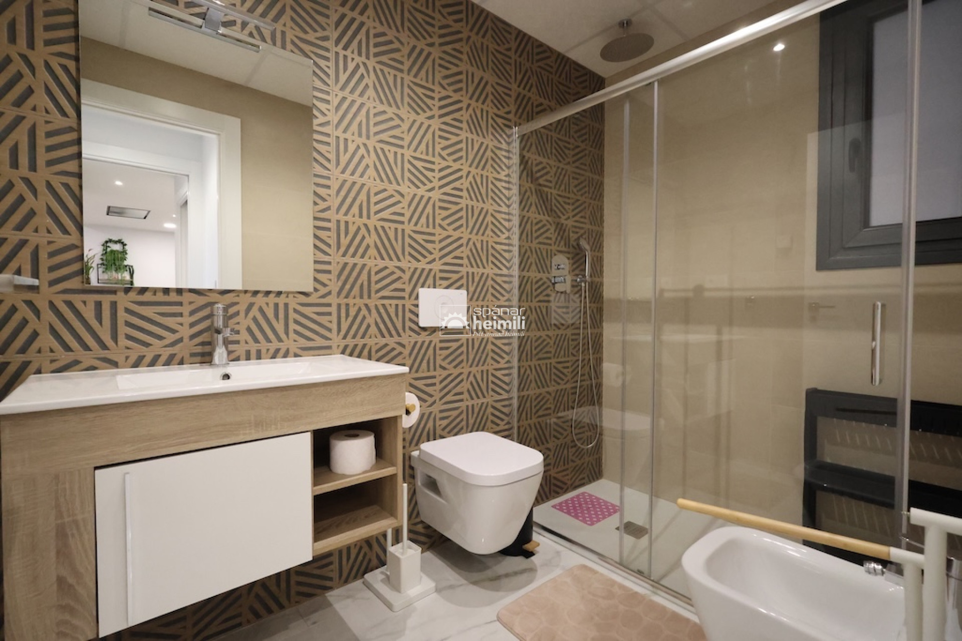 Herverkoop - Appartement -
Playa flamenca