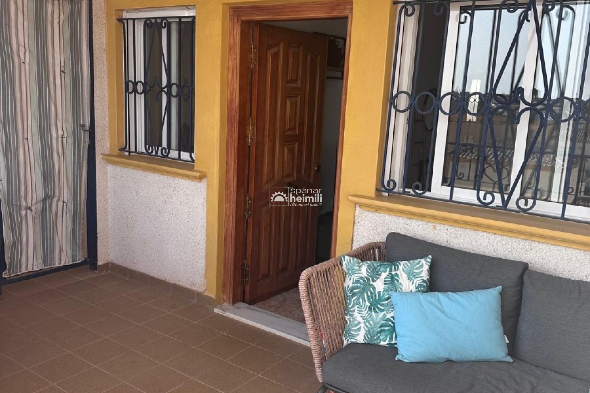 Herverkoop - Appartement -
Punta Prima