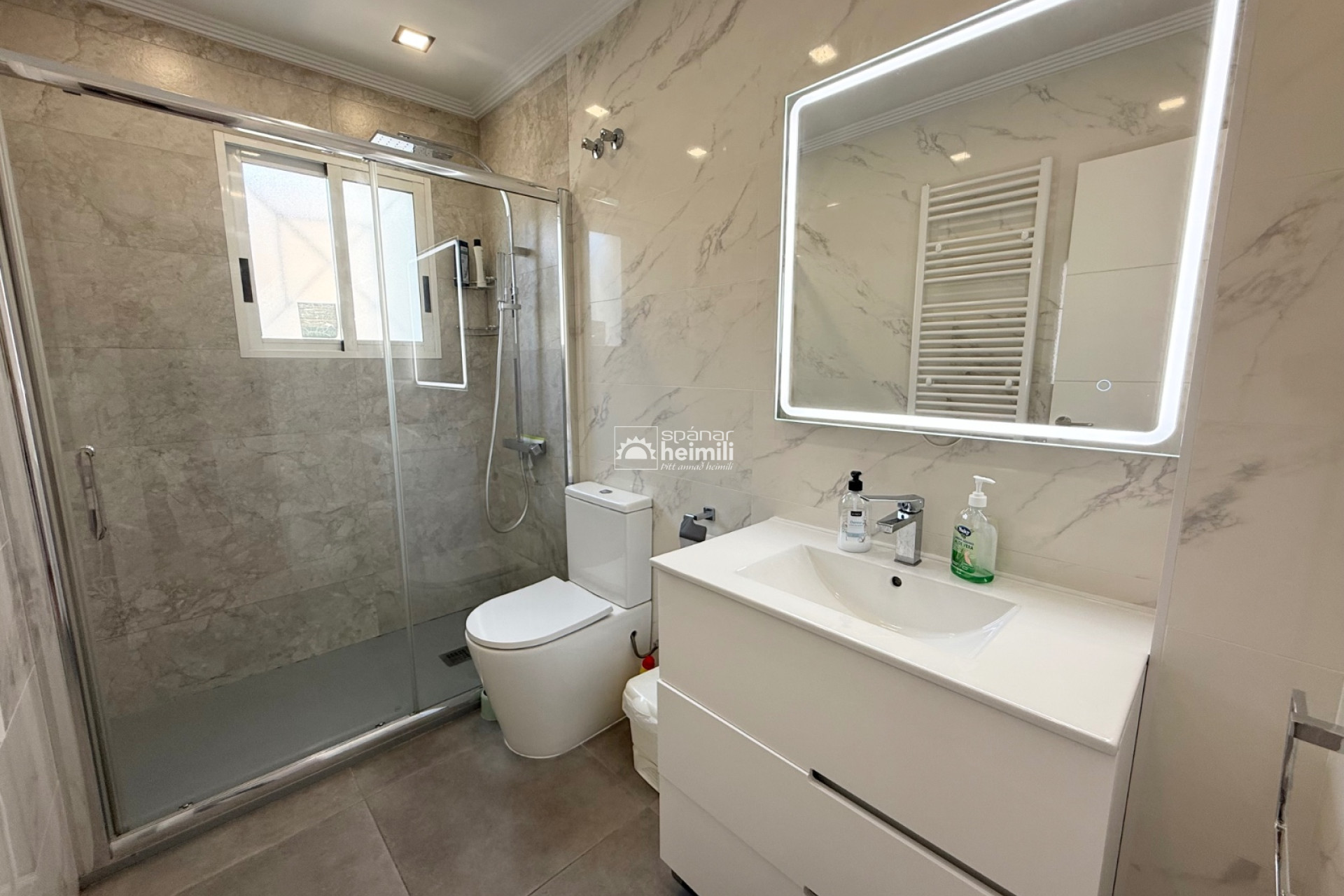 Herverkoop - Appartement -
Torrevieja