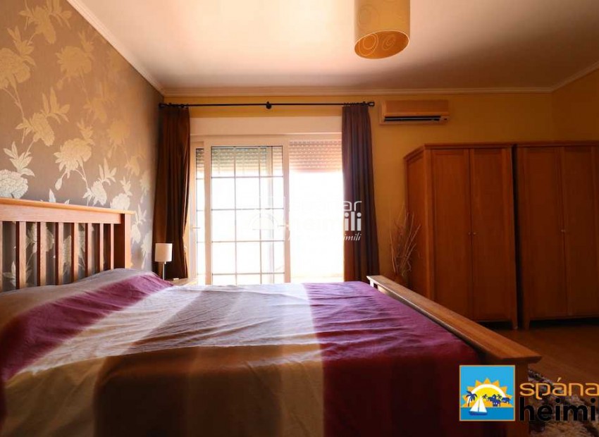 Herverkoop -  -
Campoamor/Las Ramblas