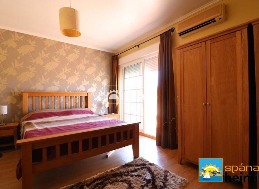 Herverkoop -  -
Campoamor/Las Ramblas