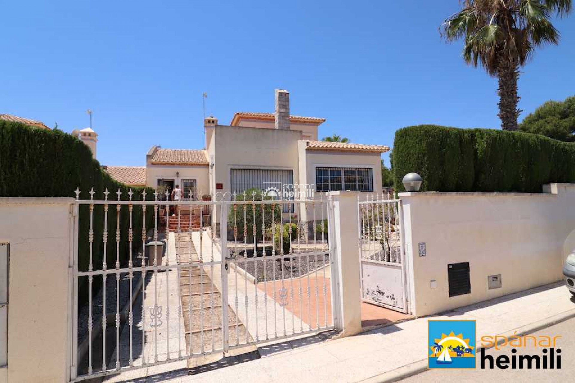 Herverkoop -  -
Campoamor/Las Ramblas