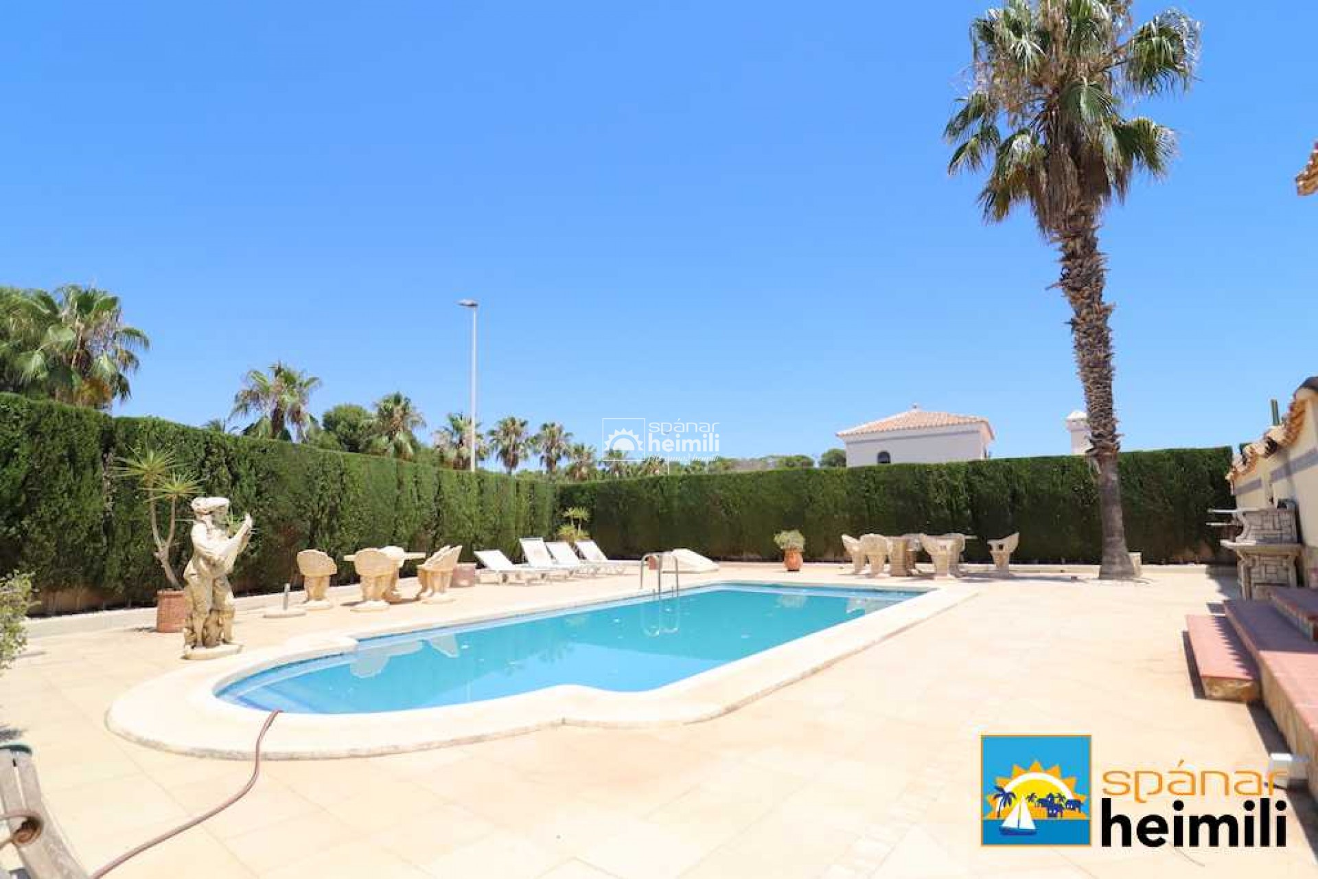 Herverkoop -  -
Campoamor/Las Ramblas