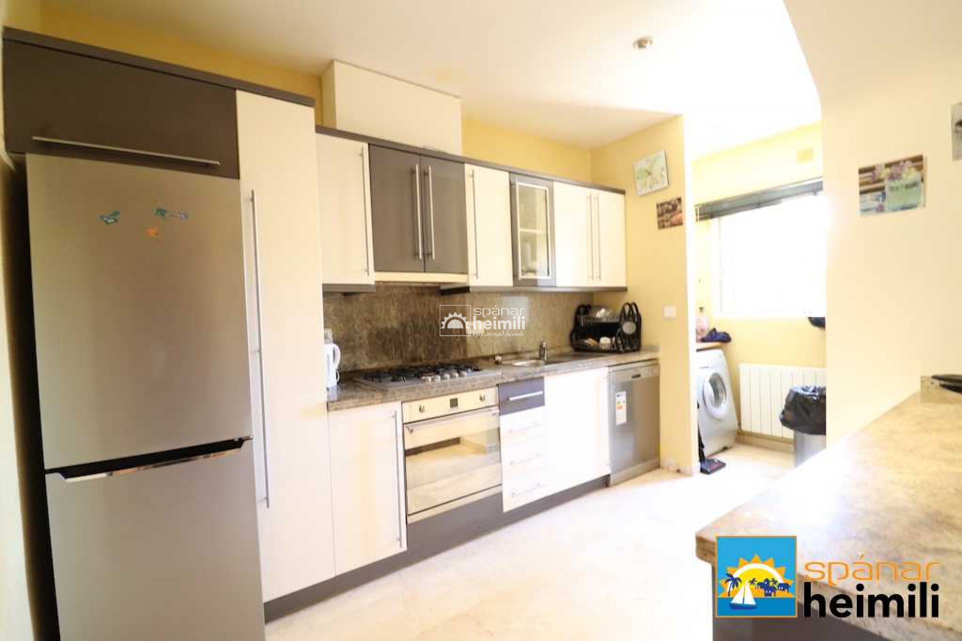 Herverkoop -  -
Campoamor/Las Ramblas