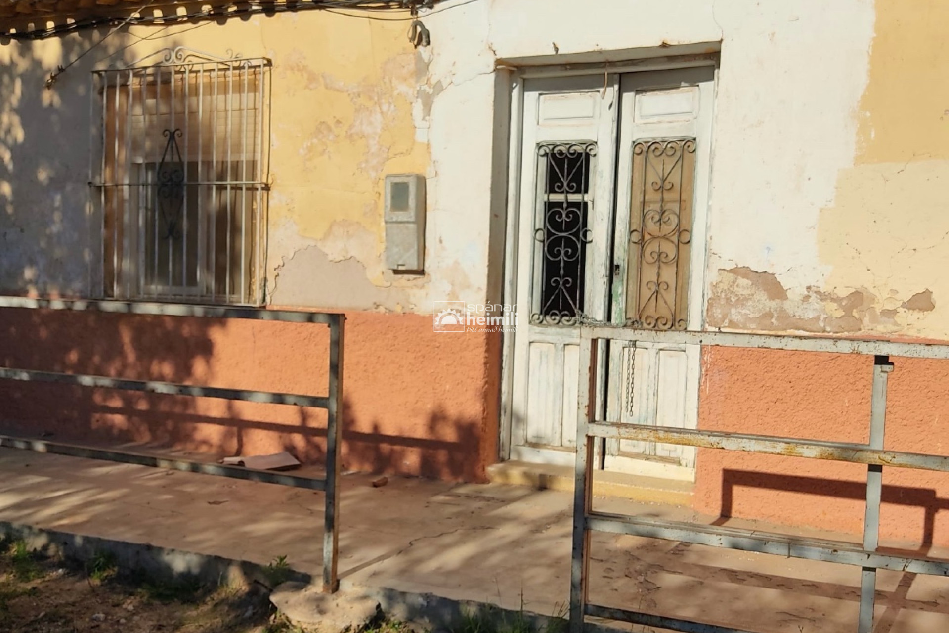 Herverkoop - Finca-stijl woning -
Cartagena