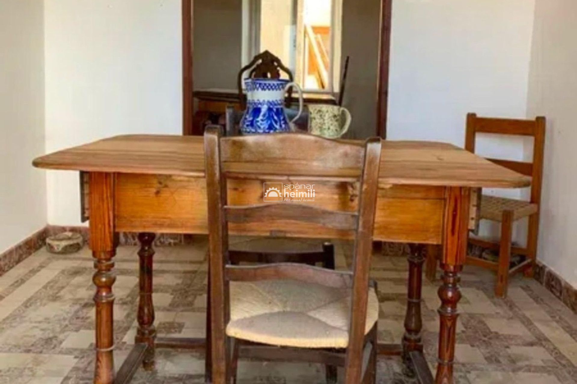 Herverkoop - Finca-stijl woning -
Cartagena