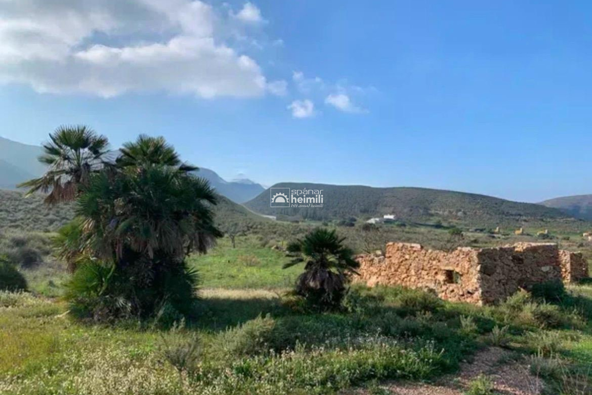 Herverkoop - Finca-stijl woning -
Cartagena