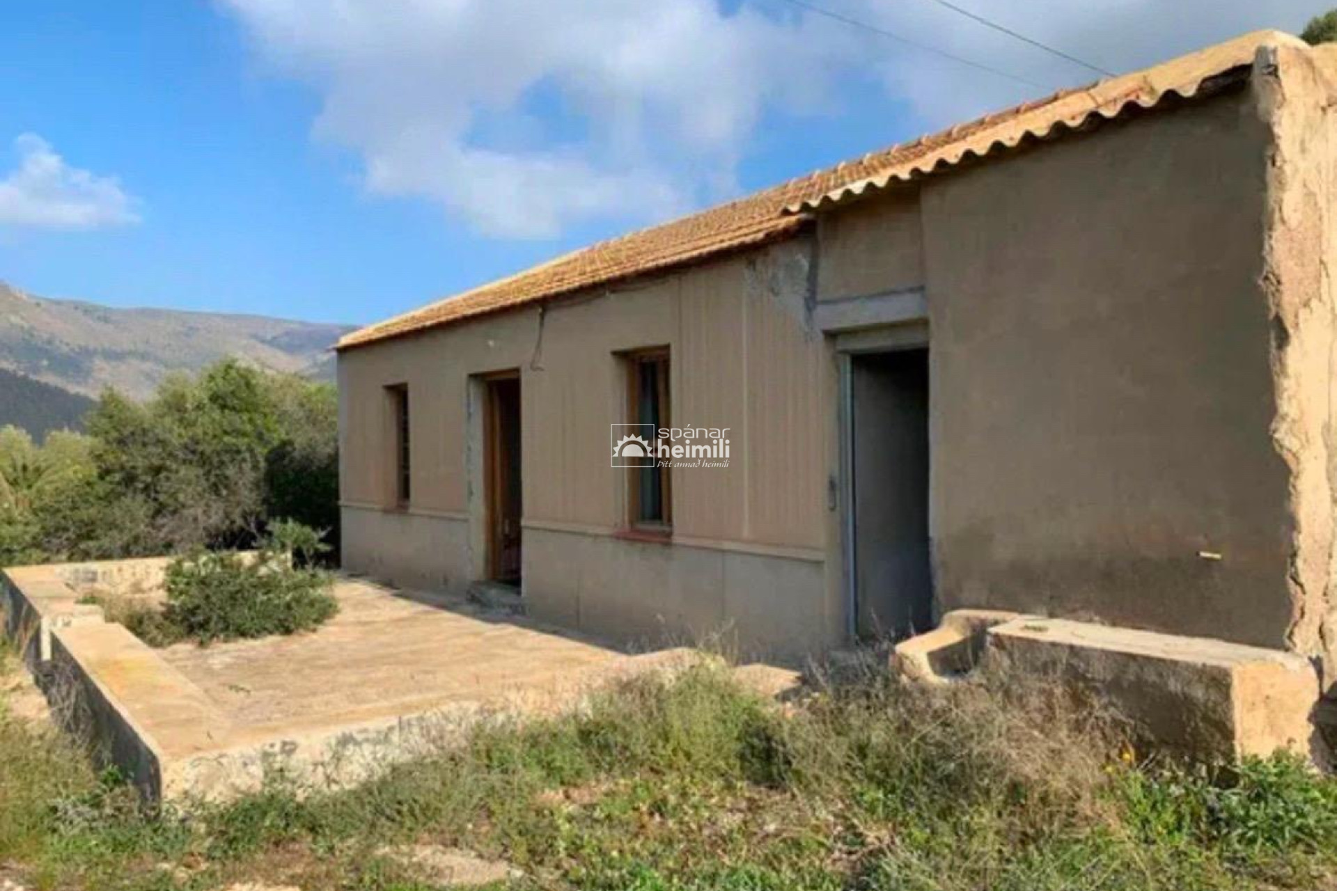 Herverkoop - Finca-stijl woning -
Cartagena