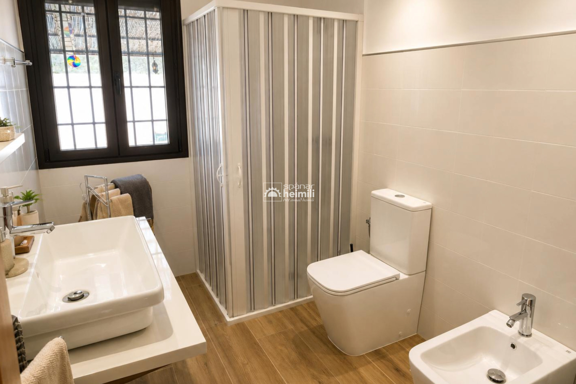 Herverkoop - Finca-stijl woning -
Cartagena