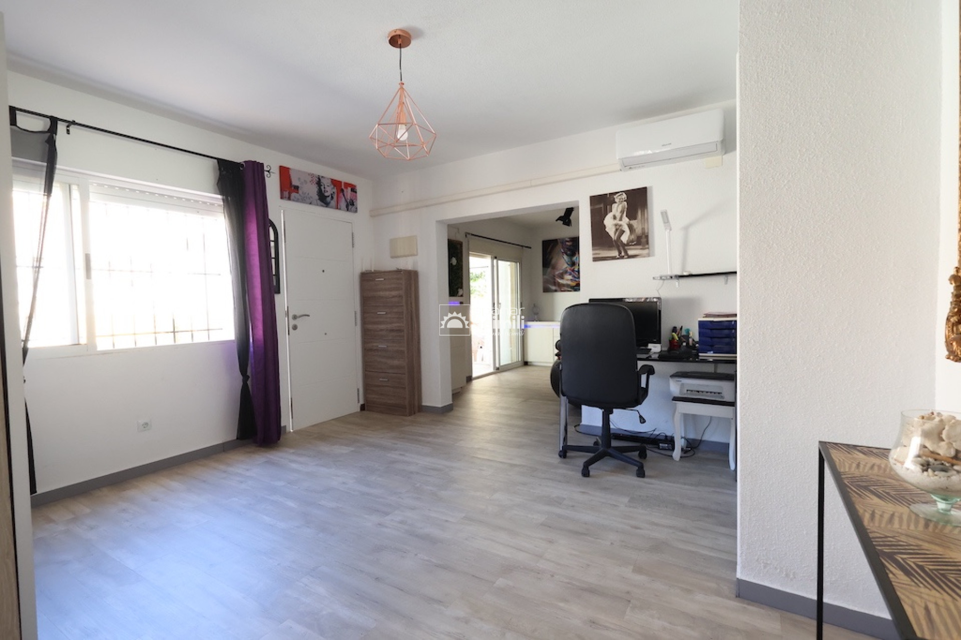 Herverkoop - Geschakelde woning -
Cabo Roig