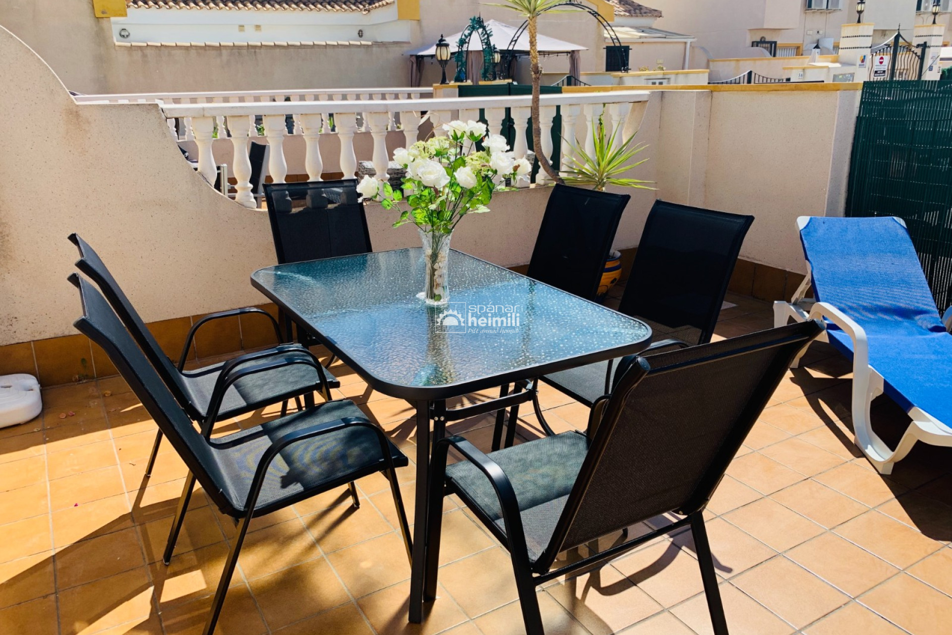 Herverkoop - Geschakelde woning -
Cabo Roig