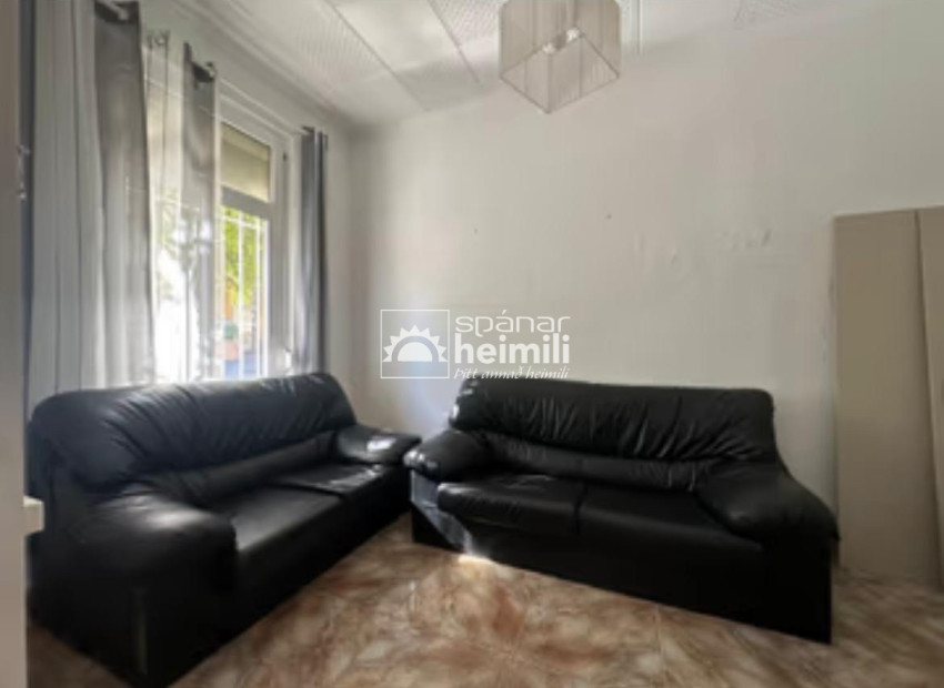 Herverkoop - Geschakelde woning -
Cartagena