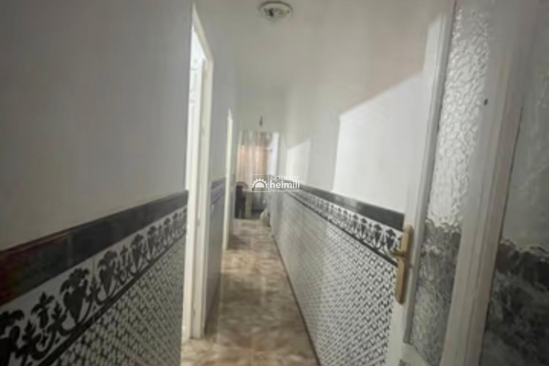 Herverkoop - Geschakelde woning -
Cartagena