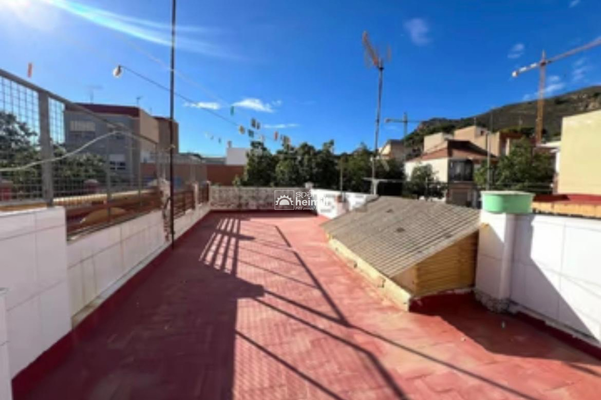 Herverkoop - Geschakelde woning -
Cartagena