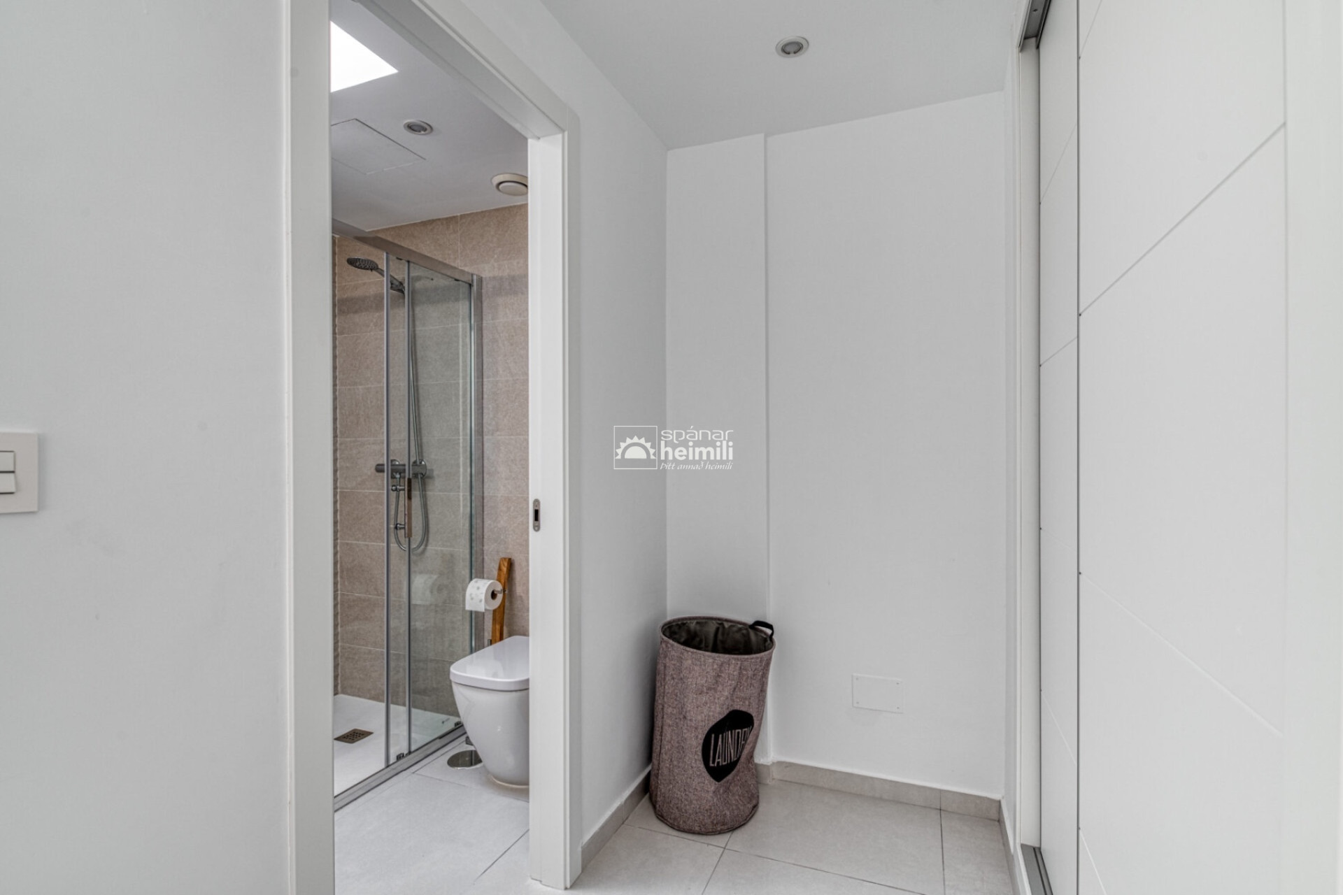 Herverkoop - Geschakelde woning -
Los Altos/Los Balcones