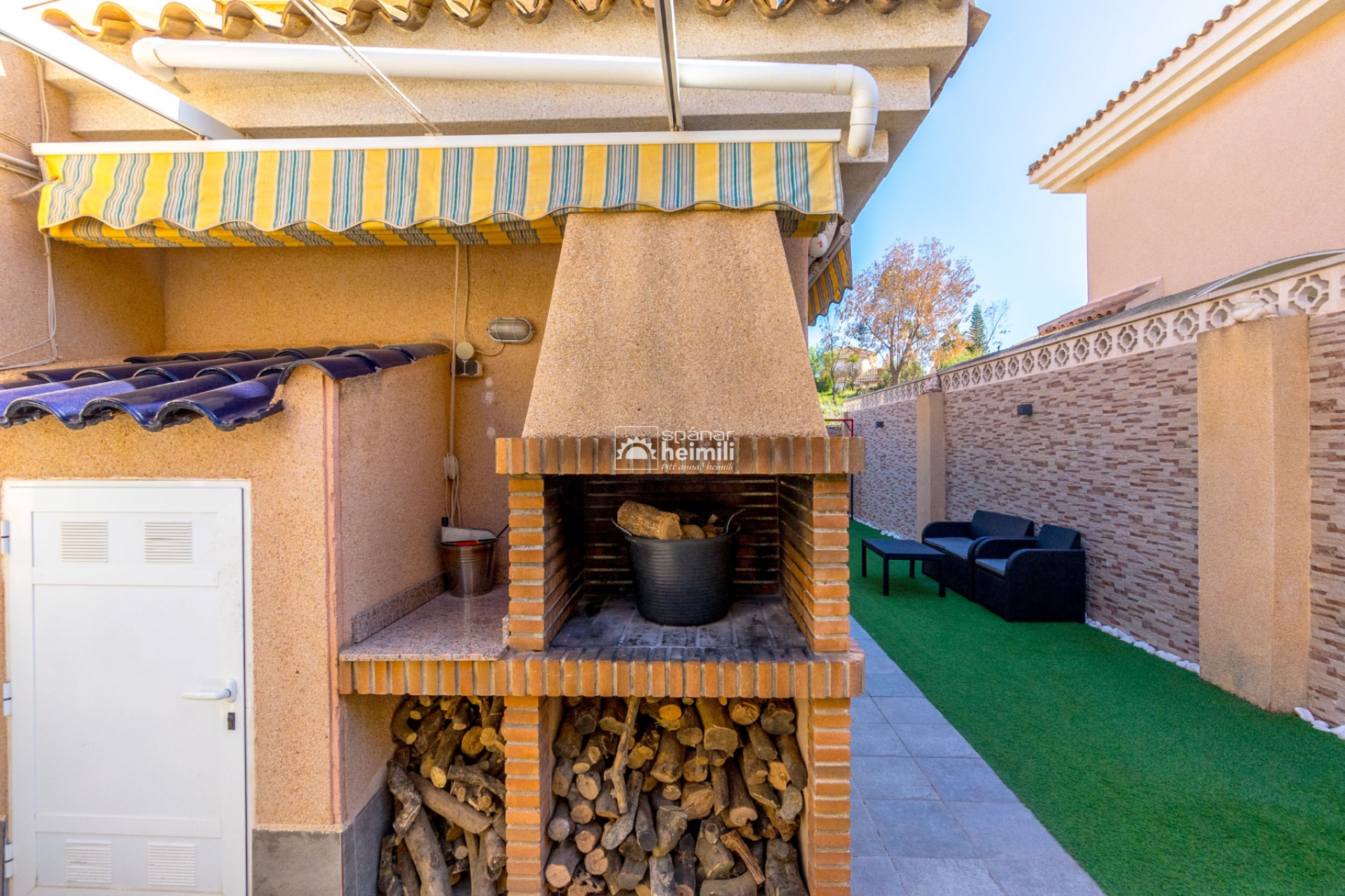 Herverkoop - Halfopen bebouwing -
Los Altos/Los Balcones