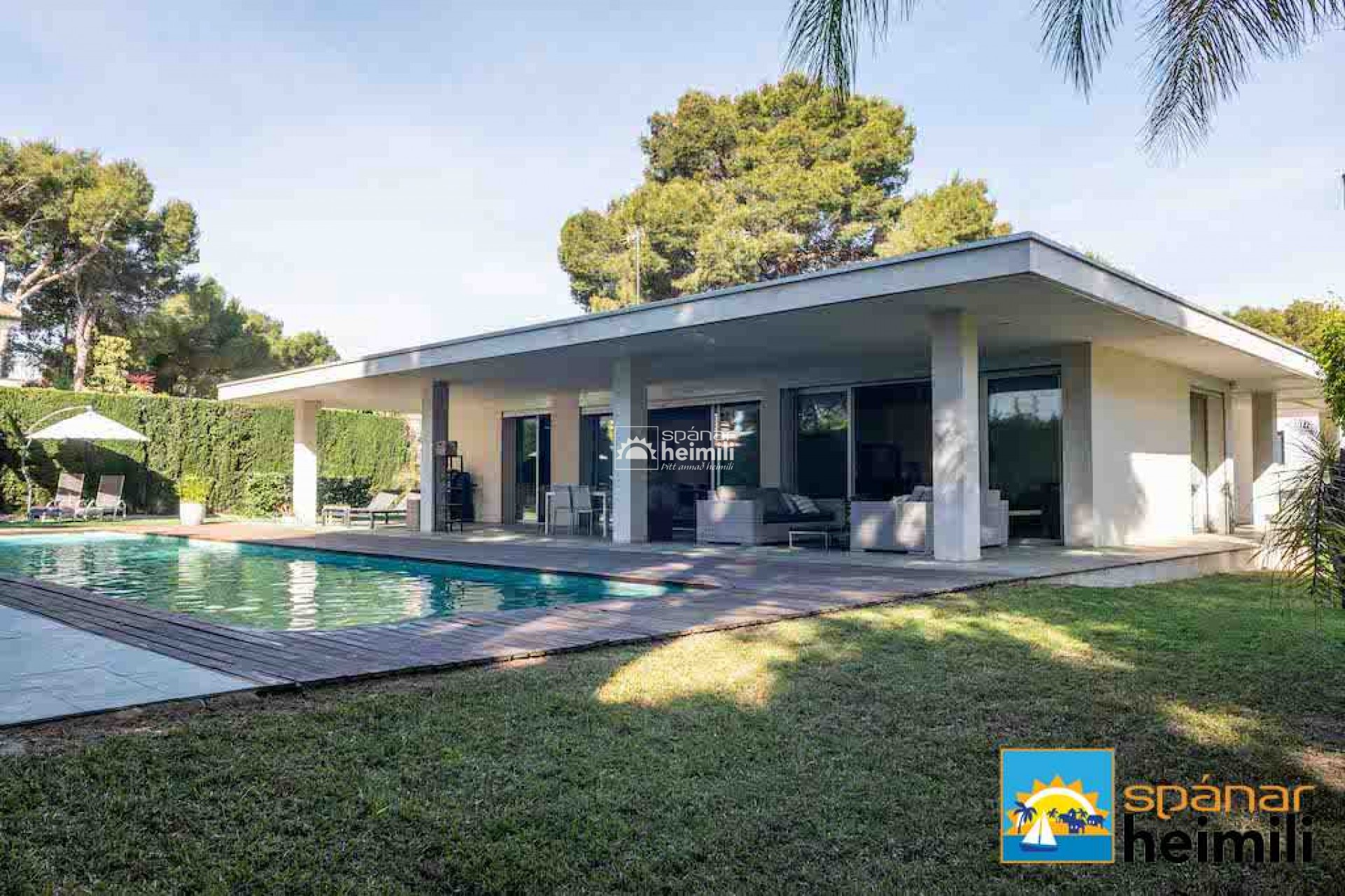 Herverkoop -  -
Los Altos/Los Balcones