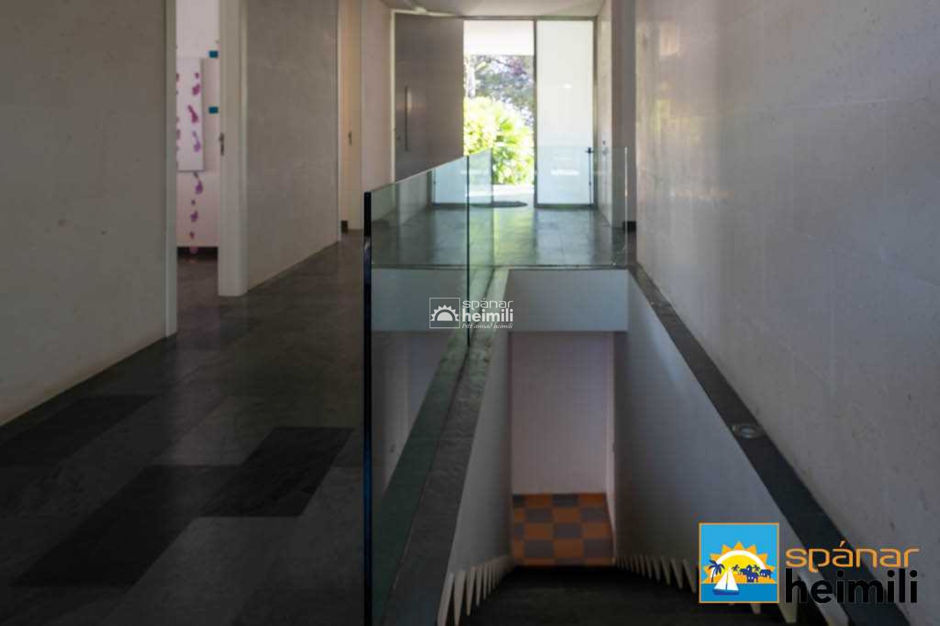 Herverkoop -  -
Los Altos/Los Balcones