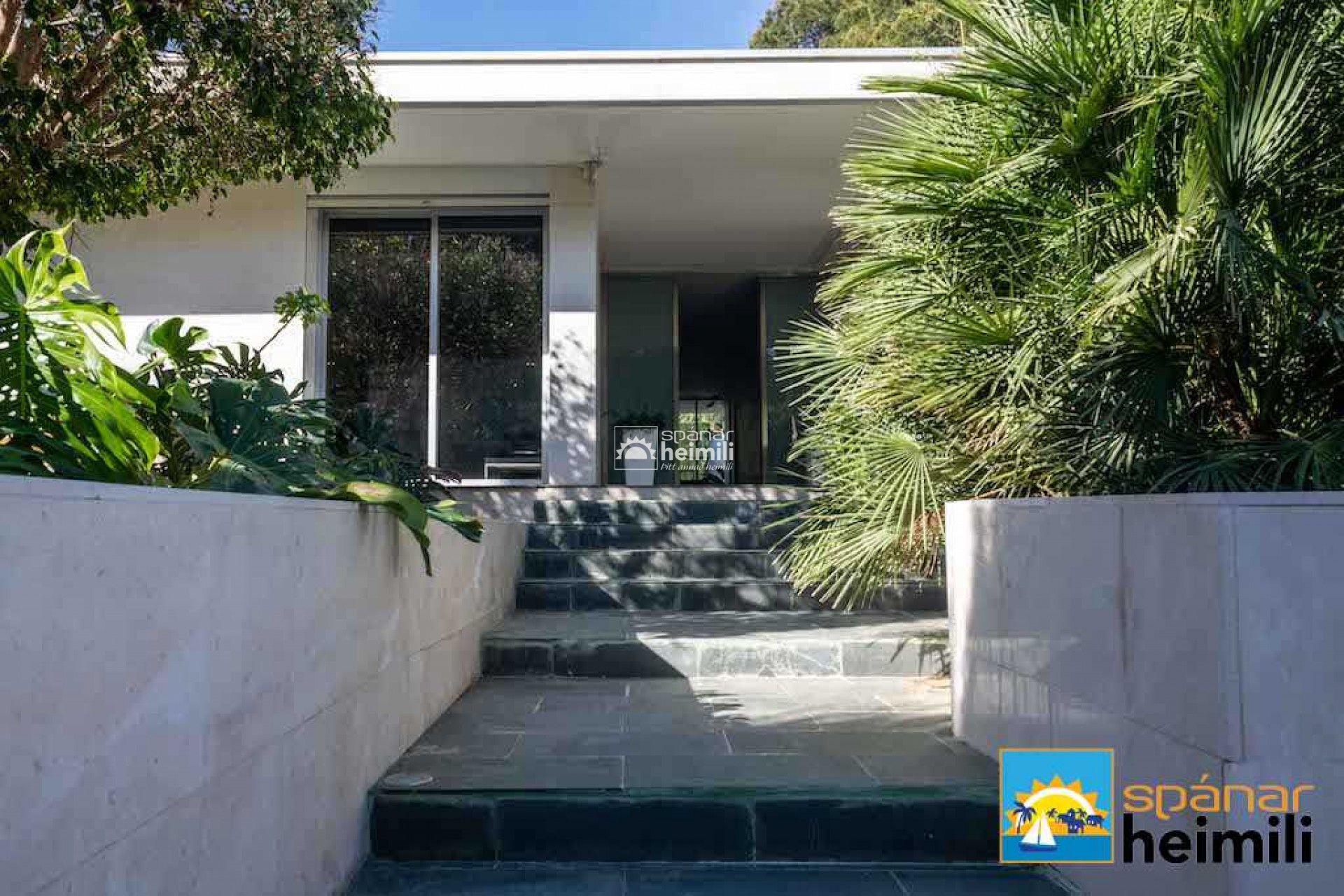 Herverkoop -  -
Los Altos/Los Balcones