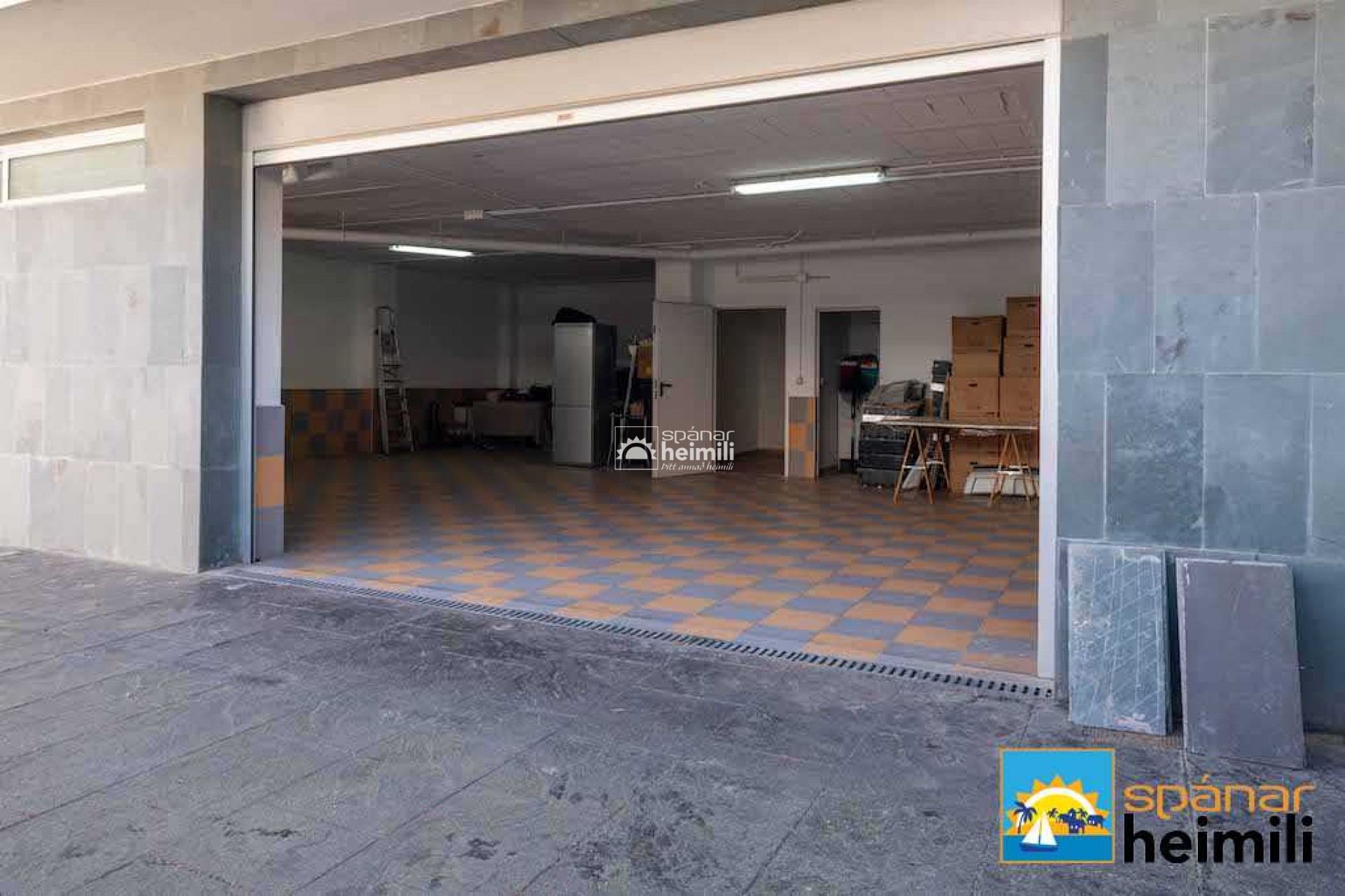 Herverkoop -  -
Los Altos/Los Balcones