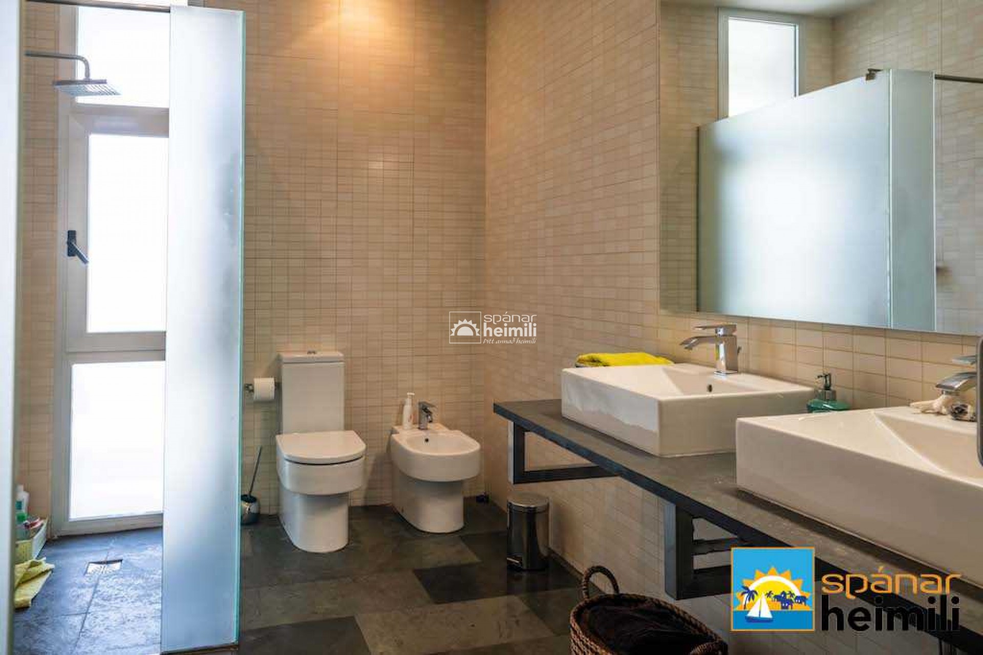 Herverkoop -  -
Los Altos/Los Balcones