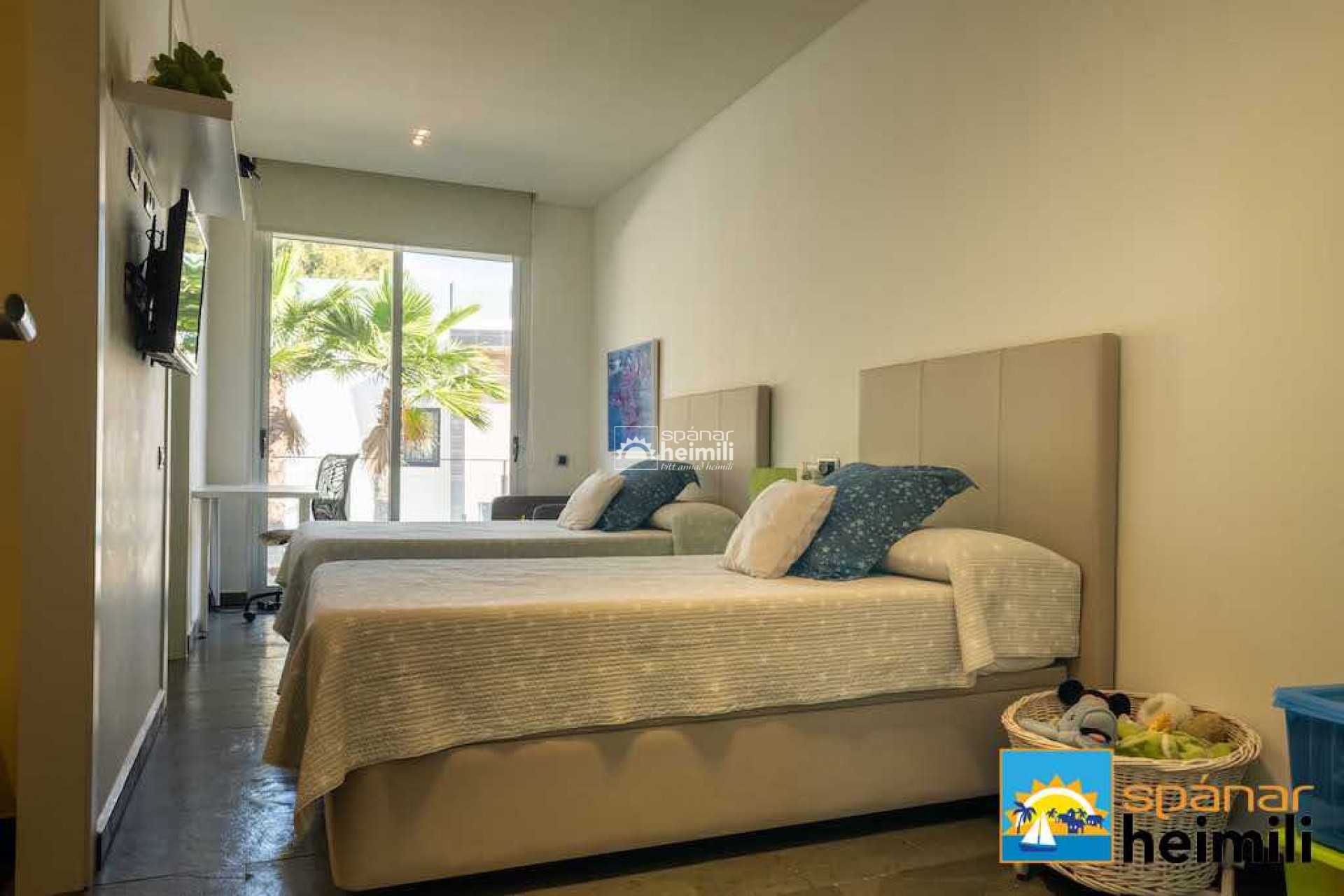 Herverkoop -  -
Los Altos/Los Balcones