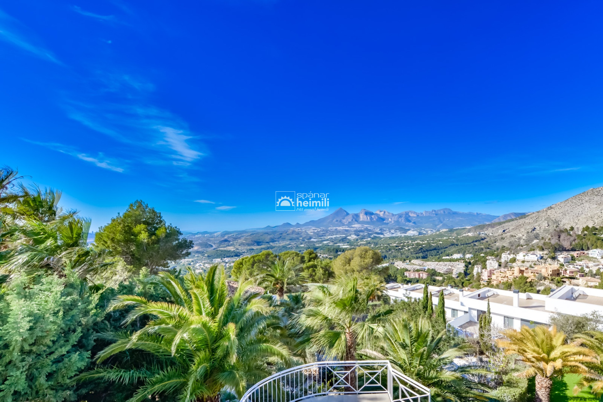 Herverkoop - Villa -
Albir, Alfaz / Altea - Altea