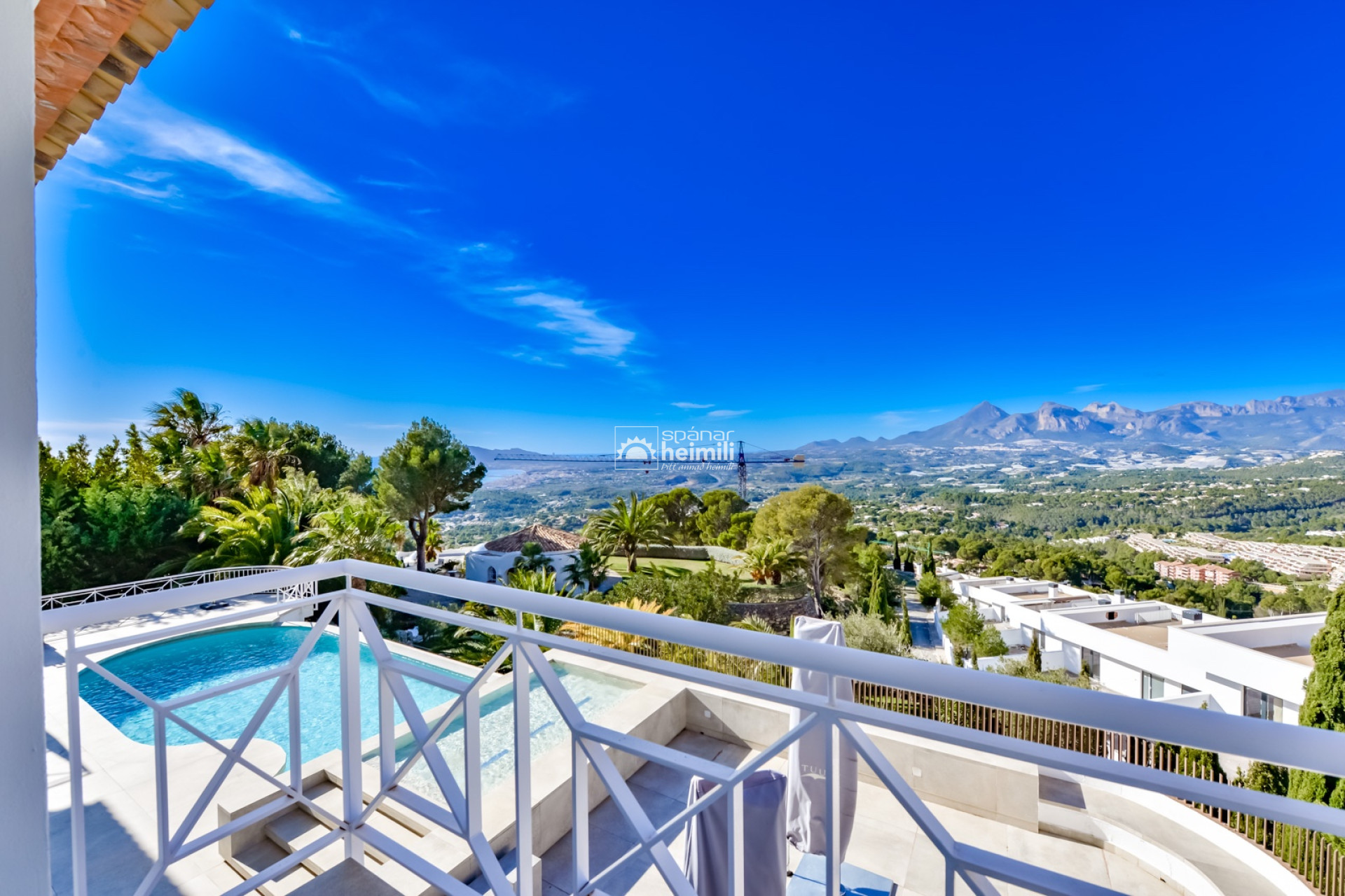 Herverkoop - Villa -
Albir, Alfaz / Altea - Altea