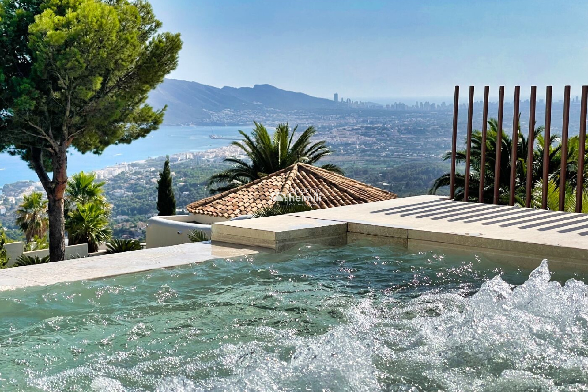 Herverkoop - Villa -
Albir, Alfaz / Altea - Altea