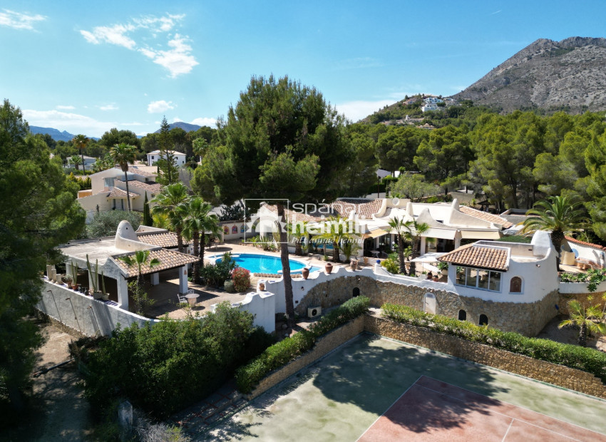 Herverkoop - Villa -
Albir, Alfaz / Altea - Altea