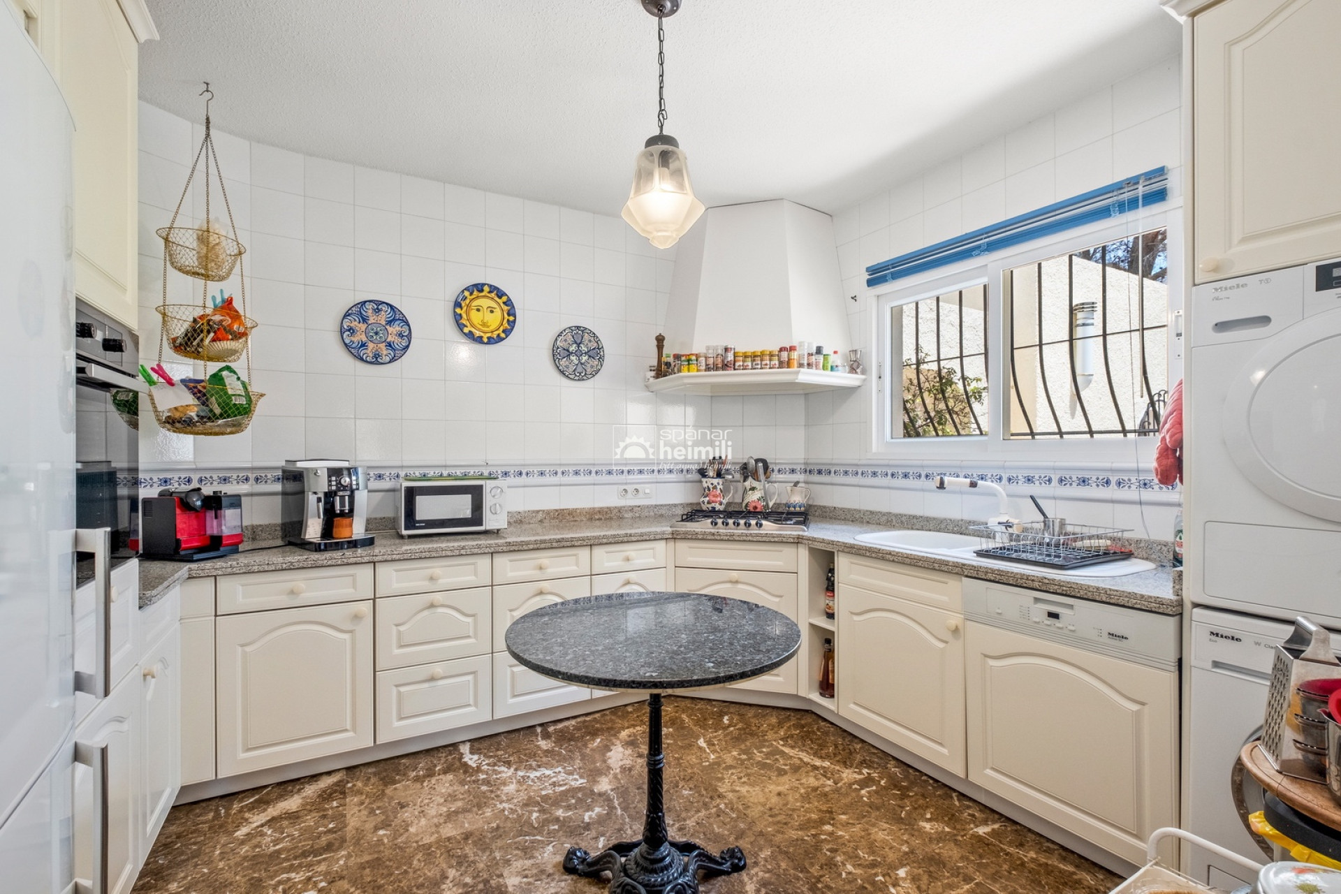 Herverkoop - Villa -
Albir, Alfaz / Altea - Altea