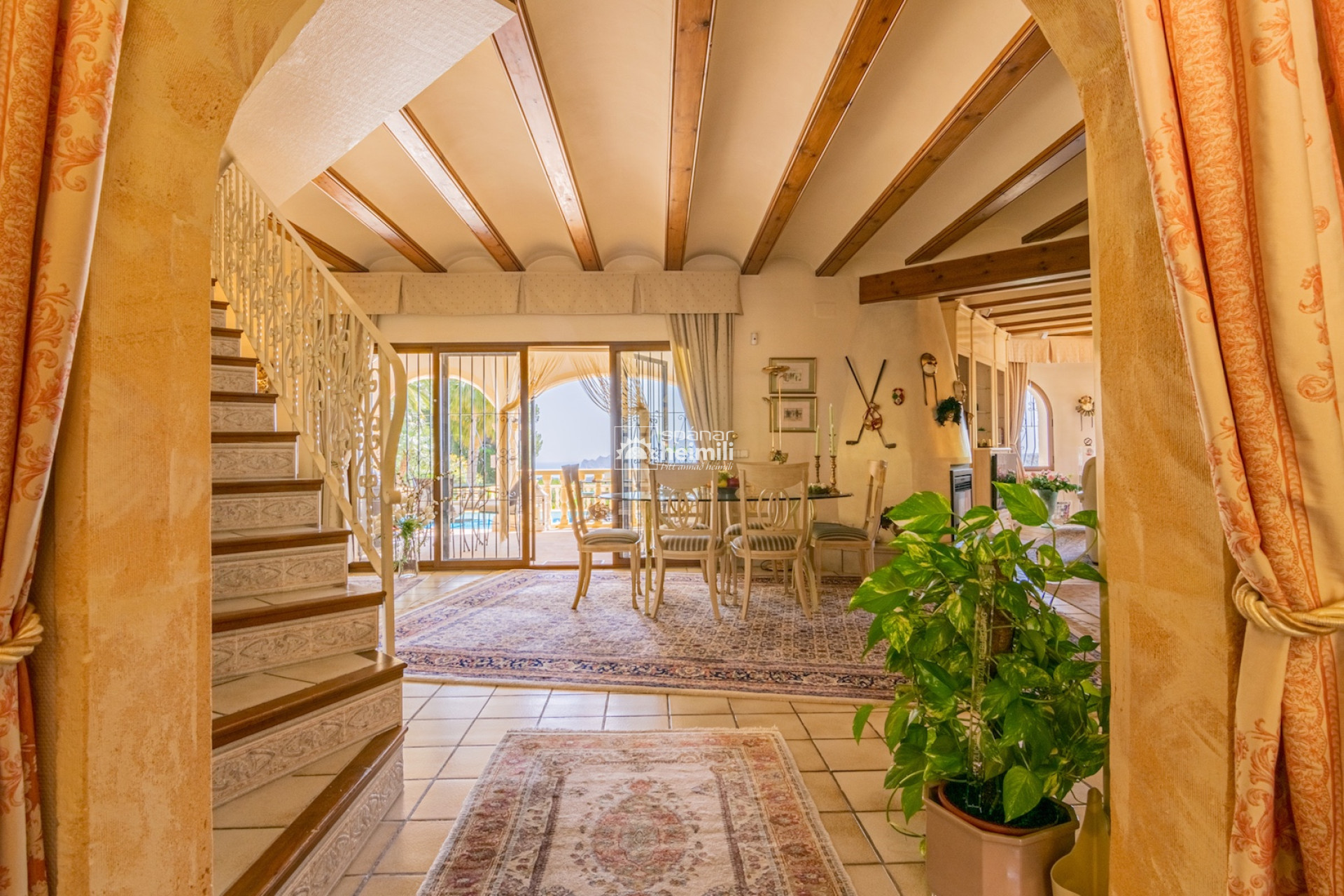 Herverkoop - Villa -
Albir, Alfaz / Altea - Altea