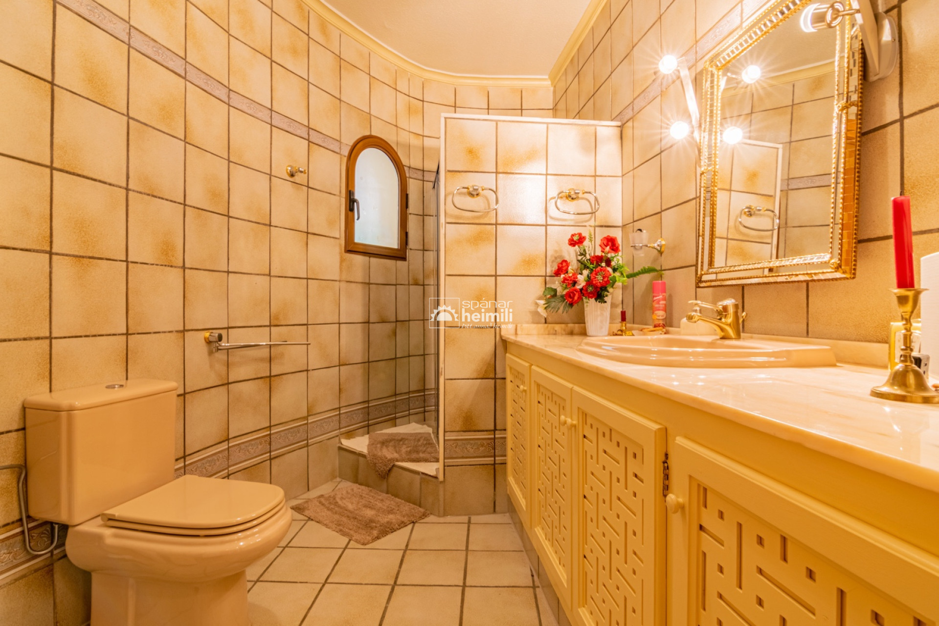 Herverkoop - Villa -
Albir, Alfaz / Altea - Altea