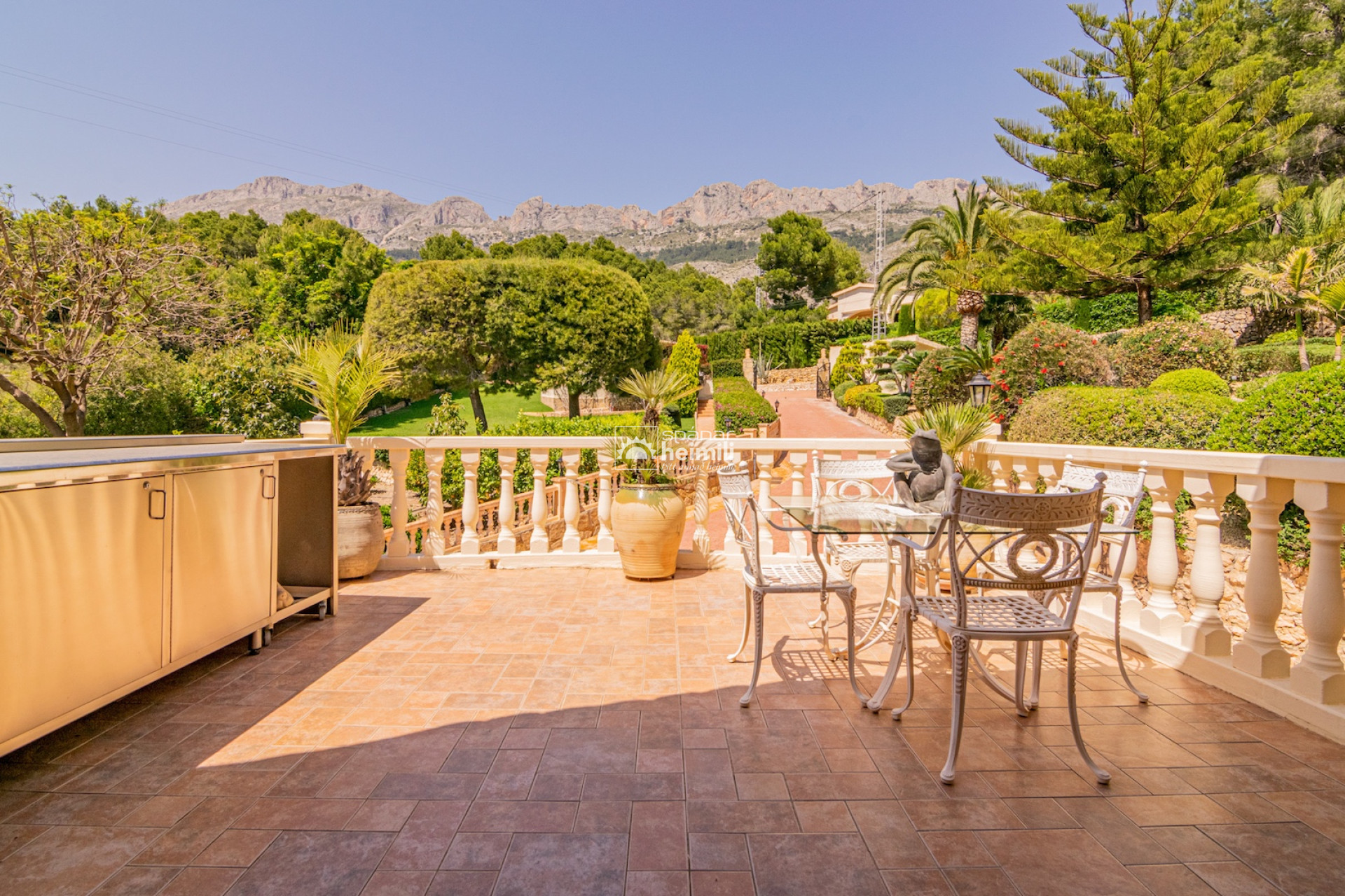 Herverkoop - Villa -
Albir, Alfaz / Altea - Altea