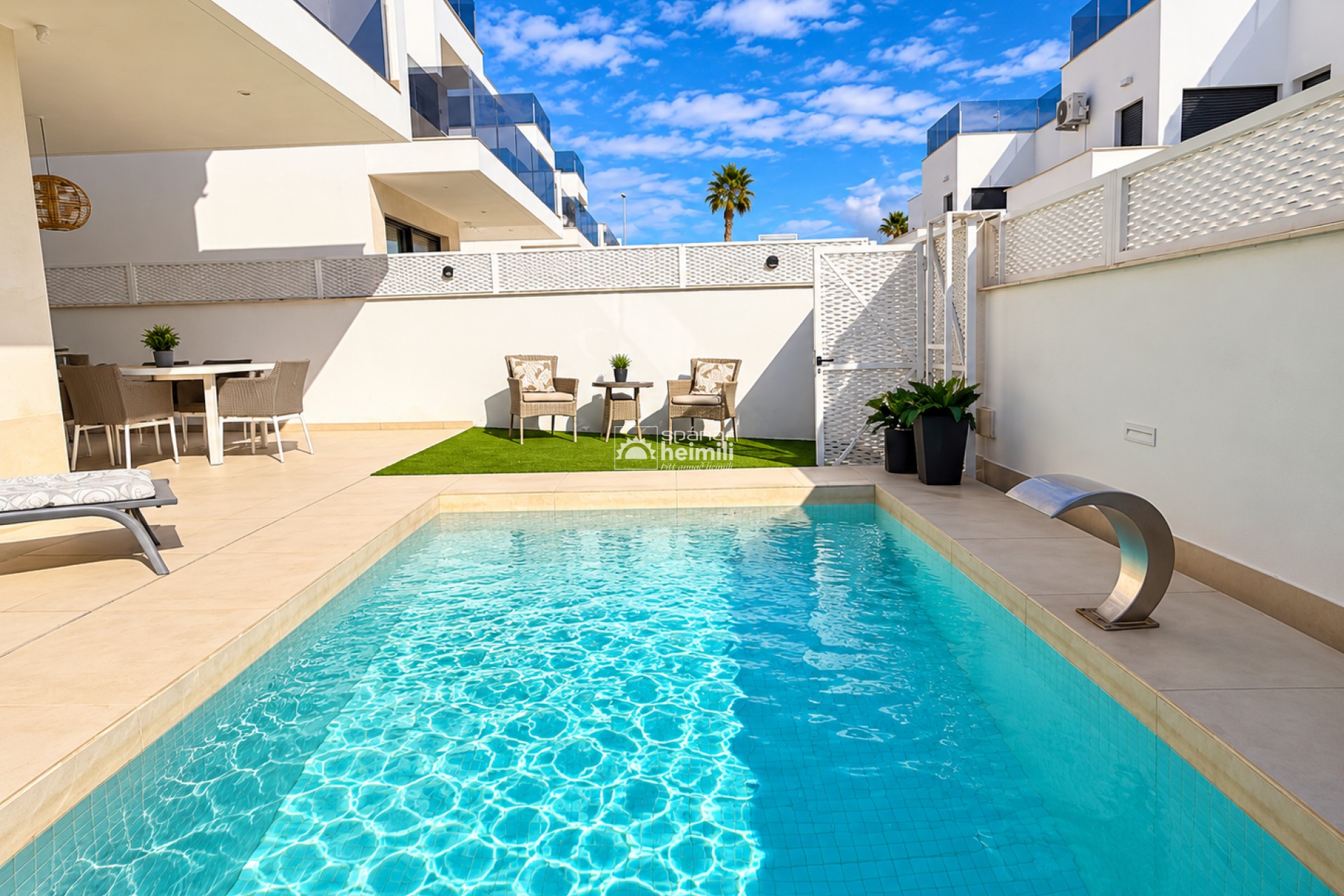 Herverkoop - Villa -
Cabo Roig
