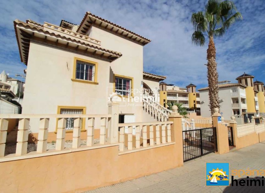 Herverkoop - Villa -
Cabo Roig