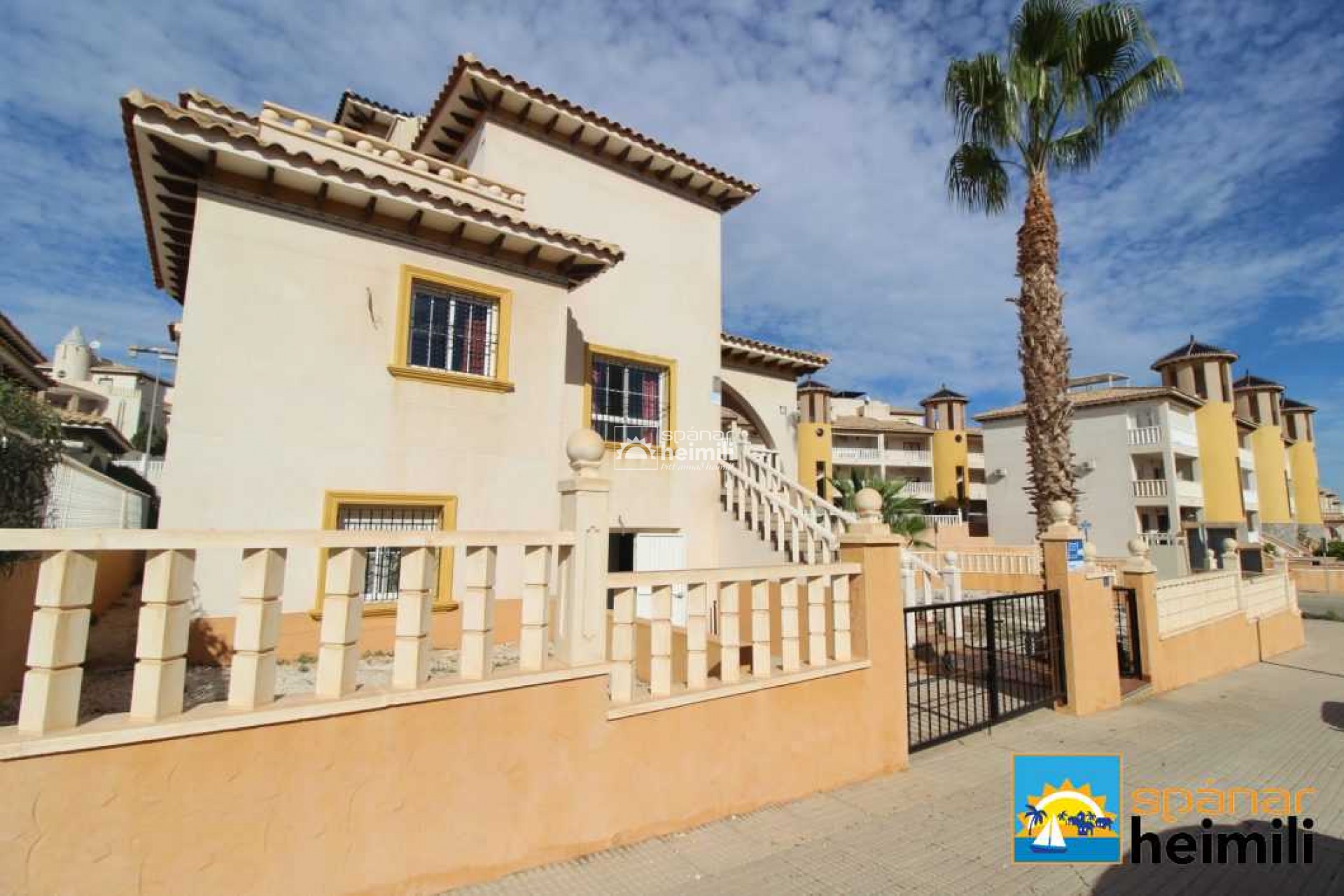 Herverkoop - Villa -
Cabo Roig