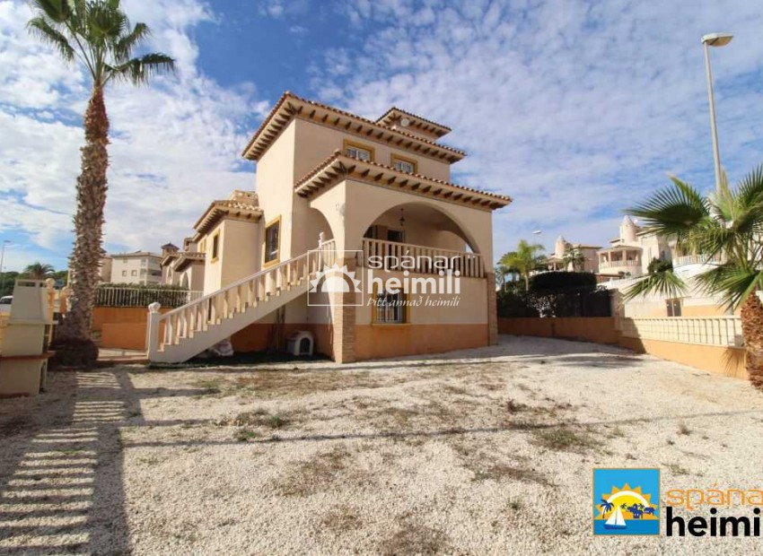 Herverkoop - Villa -
Cabo Roig