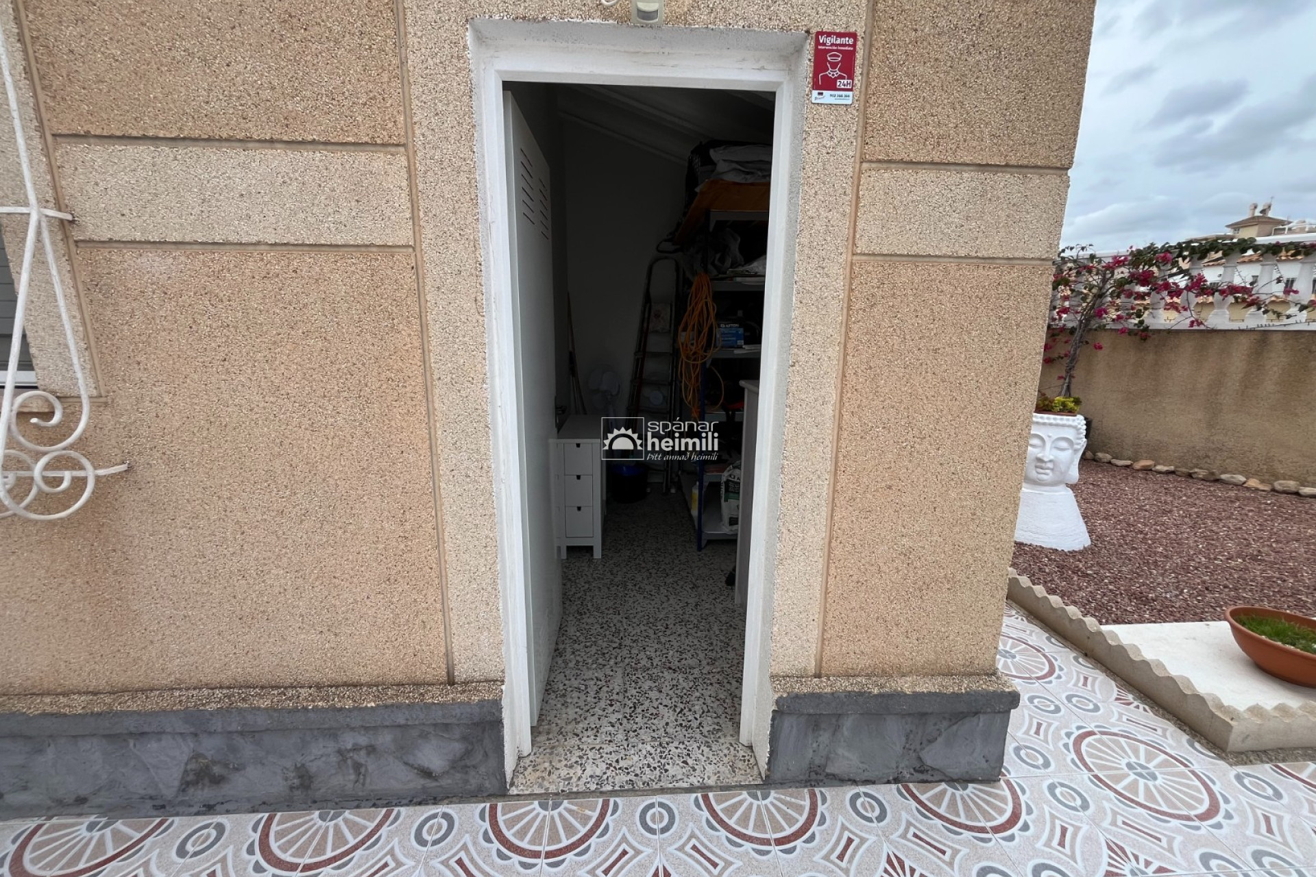 Herverkoop - Villa -
La Zenia