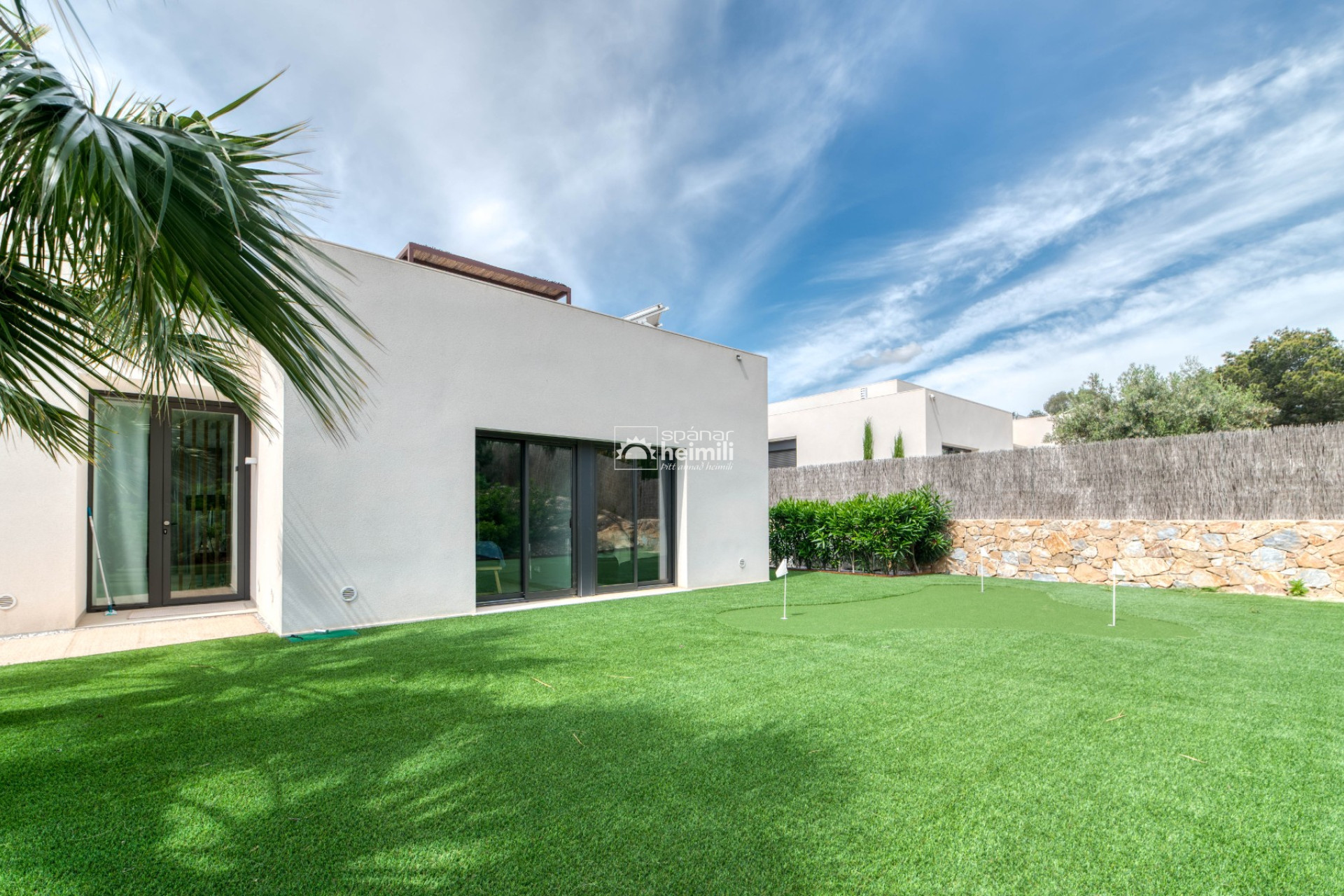 Herverkoop - Villa -
Las Colinas