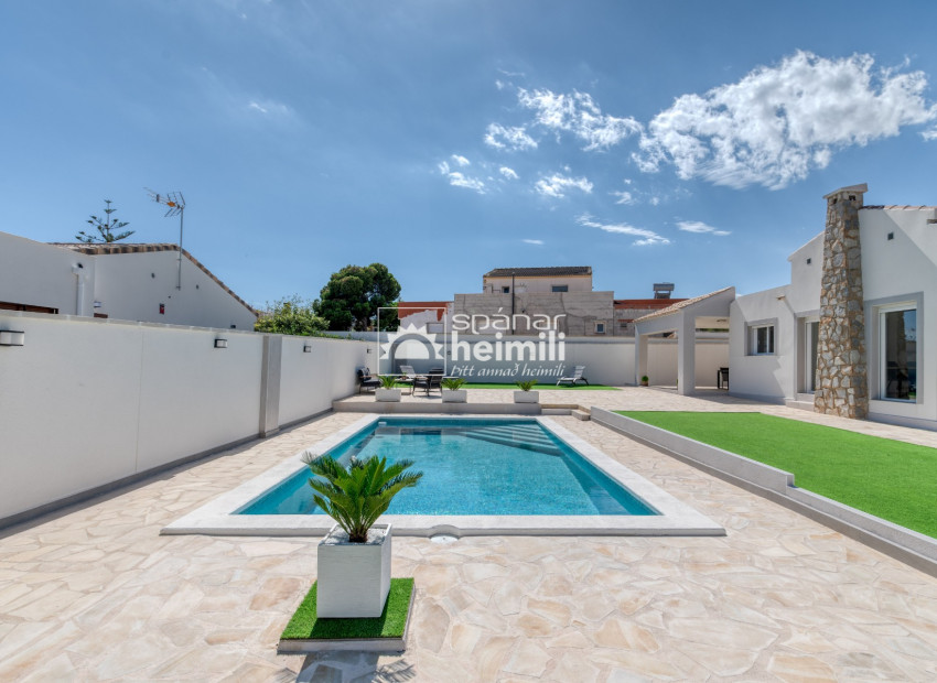 Herverkoop - Villa -
Los Altos/Los Balcones