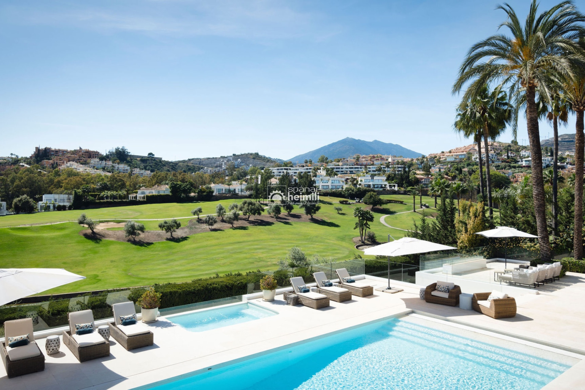 Herverkoop - Villa -
Malaga - Marbella