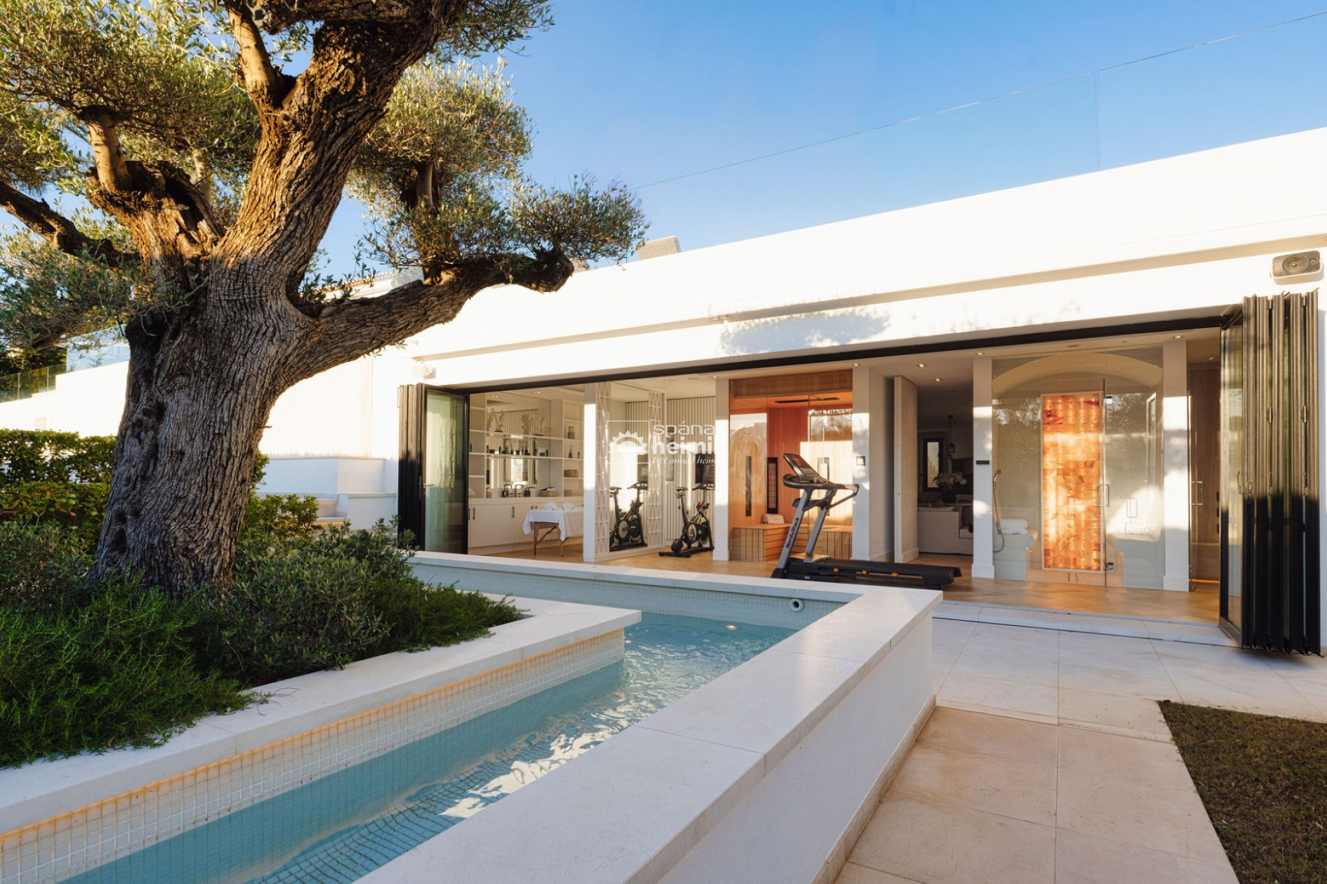 Herverkoop - Villa -
Malaga - Marbella