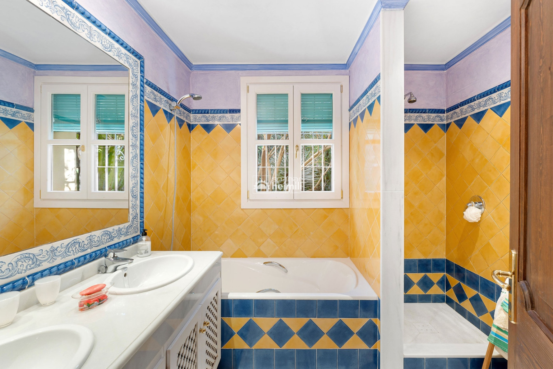 Herverkoop - Villa -
Malaga - Marbella