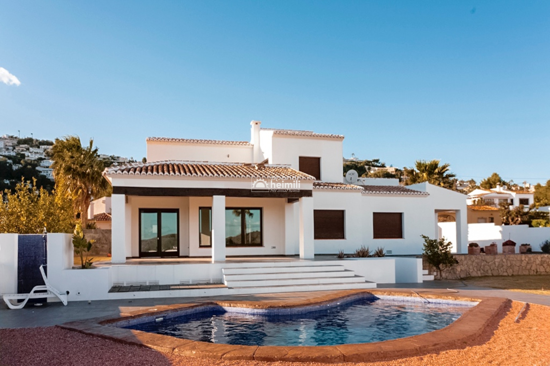 Herverkoop - Villa -
Moraira